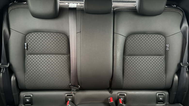 Nissan Juke 1.0 DiG-T N-Connecta 5dr DCT Petrol Hatchback